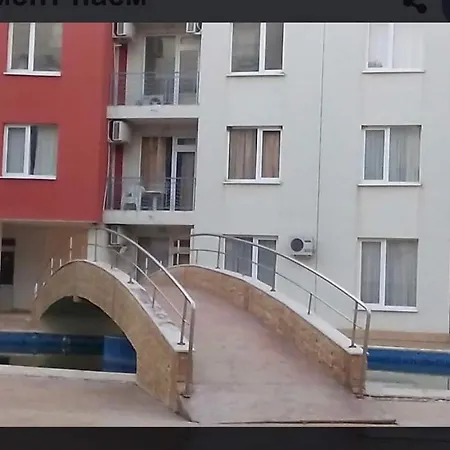 Слънчев Бряг 公寓 *